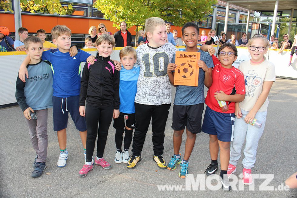 9.10. Straßenfussball für Toleranz an der Bretwiesenschule in Hochdorf (39 von 41).jpg