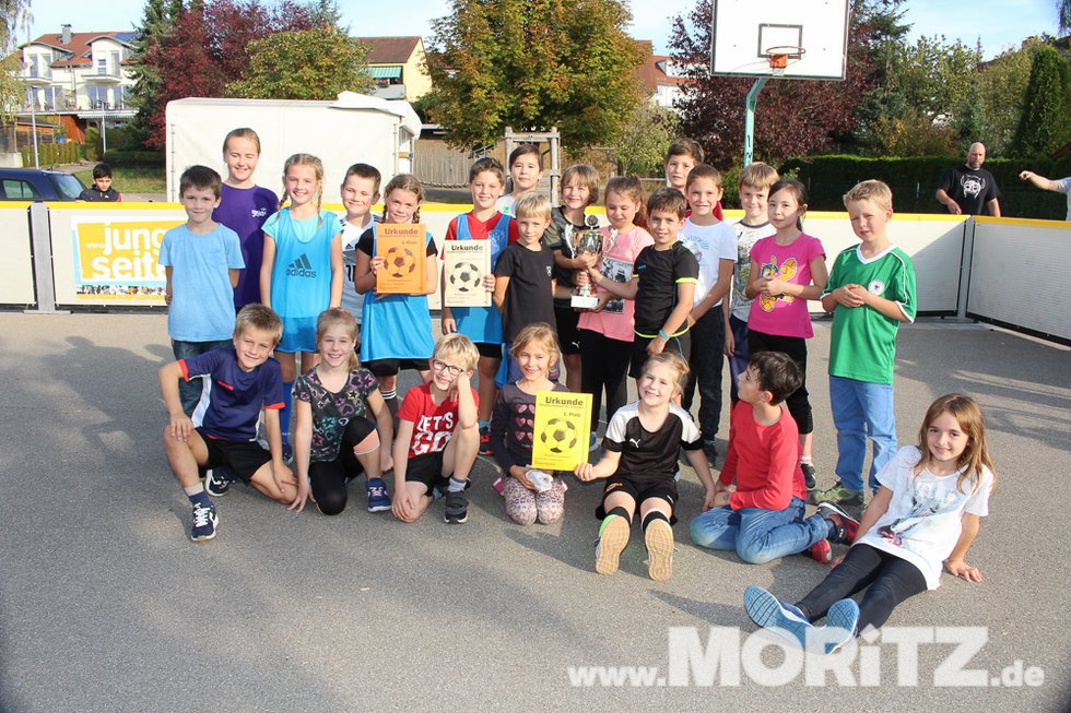9.10. Straßenfussball für Toleranz an der Bretwiesenschule in Hochdorf (41 von 41).jpg