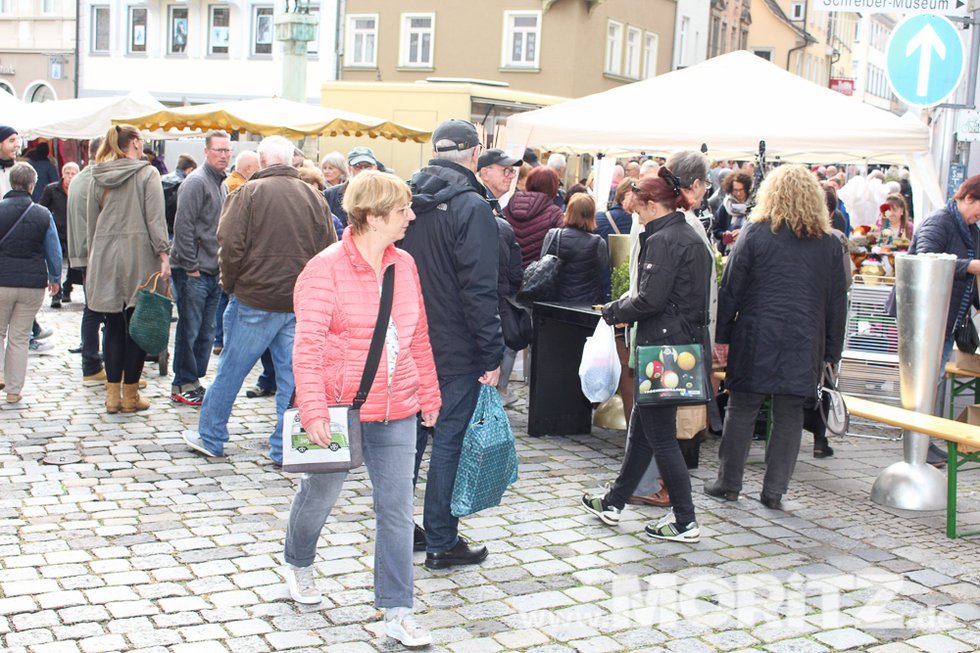 Große und kleine Besucher auf dem Herbstmarkt in Esslingen (18 von 60).jpg