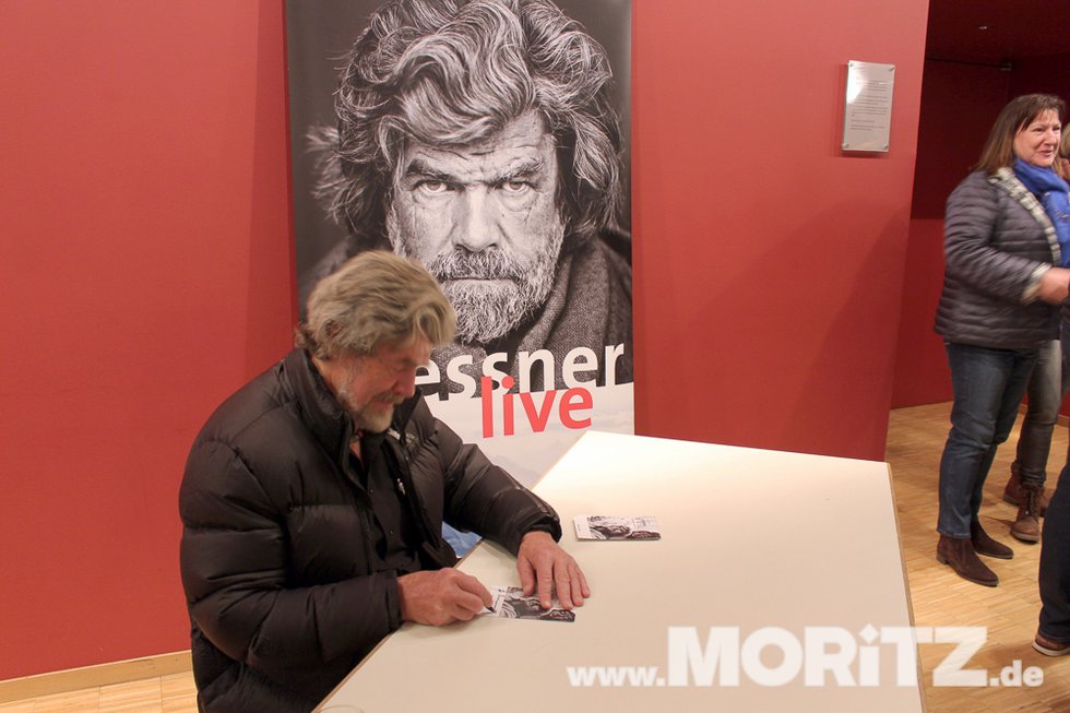 Mit- Weltberge- in Heilbronn - Reinhold Messner sorgte für Begeisterung und Unterhaltung beim Publikum. (18 von 28).jpg