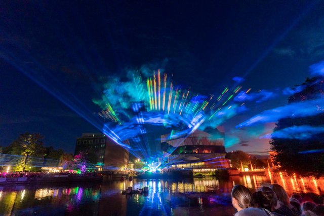 Lichterfest 2022_Lasershow.jpg
