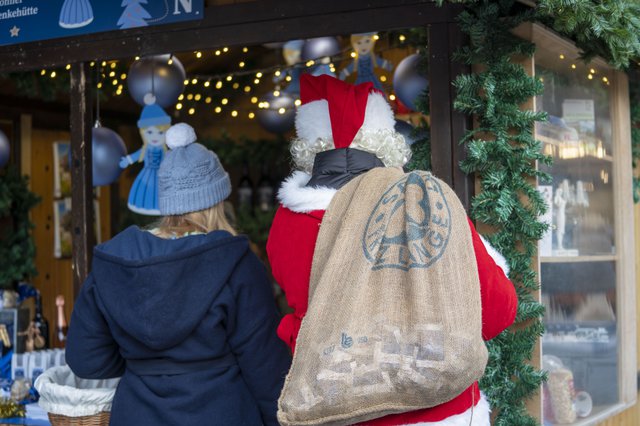 Heilbronner Käthchen Weihnachtsmarkt Nikolaus mit Käthchen_2019_jh_320.jpg